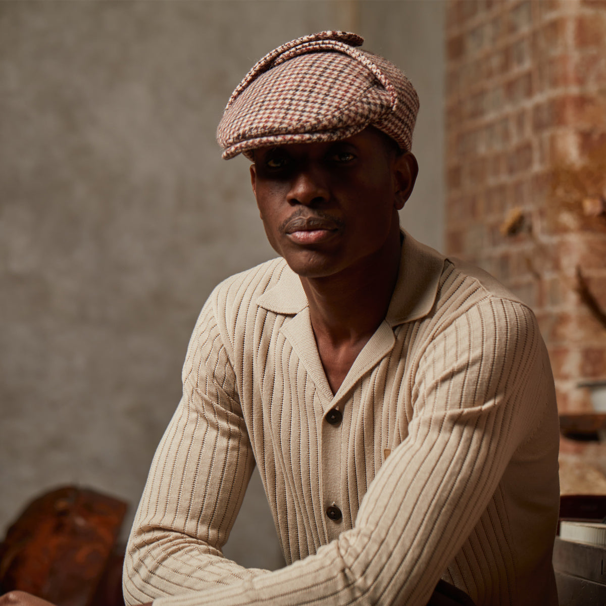 LOGAN tweed virgin wool cap with earflaps, Made in Italy cap - Beige
