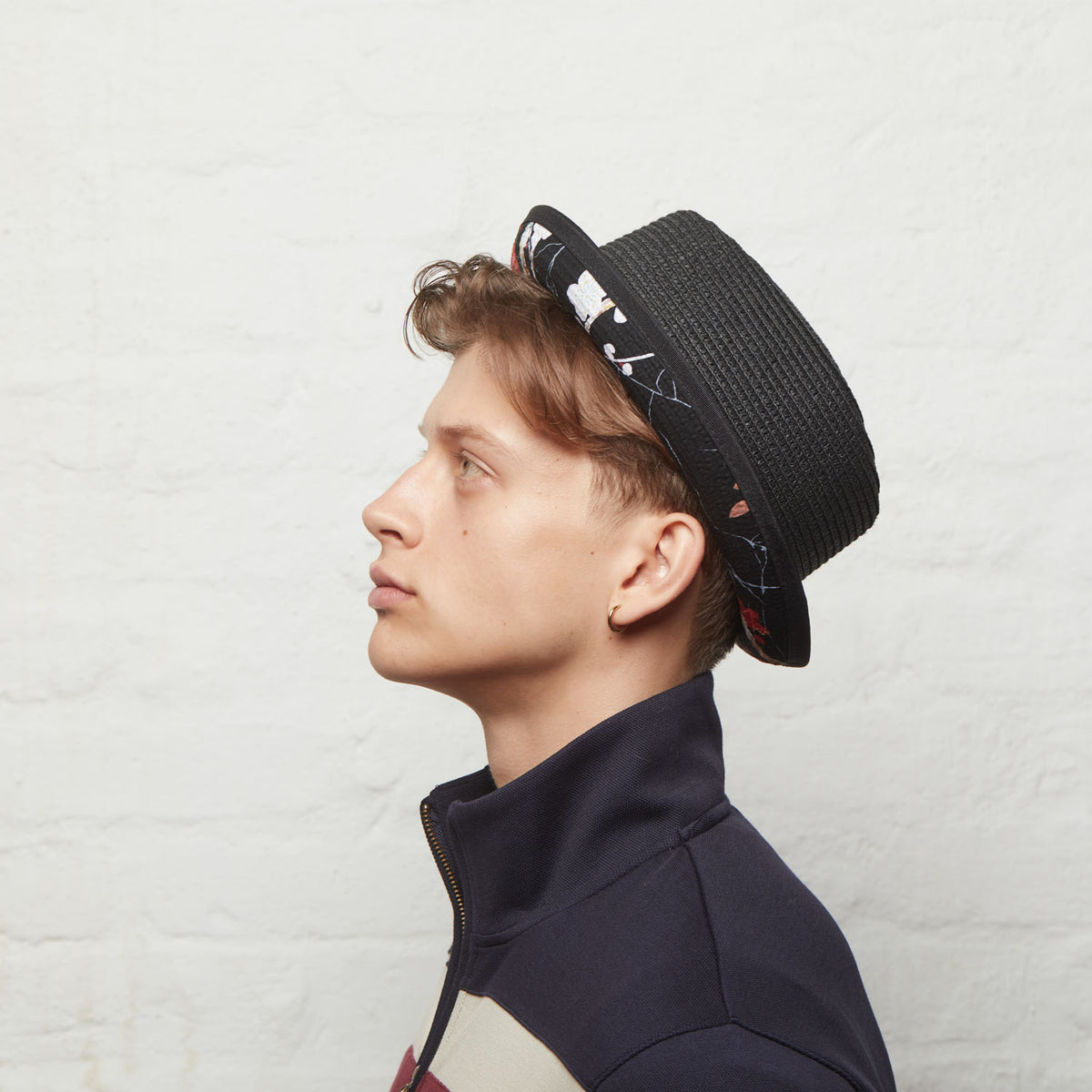Tommy – Black