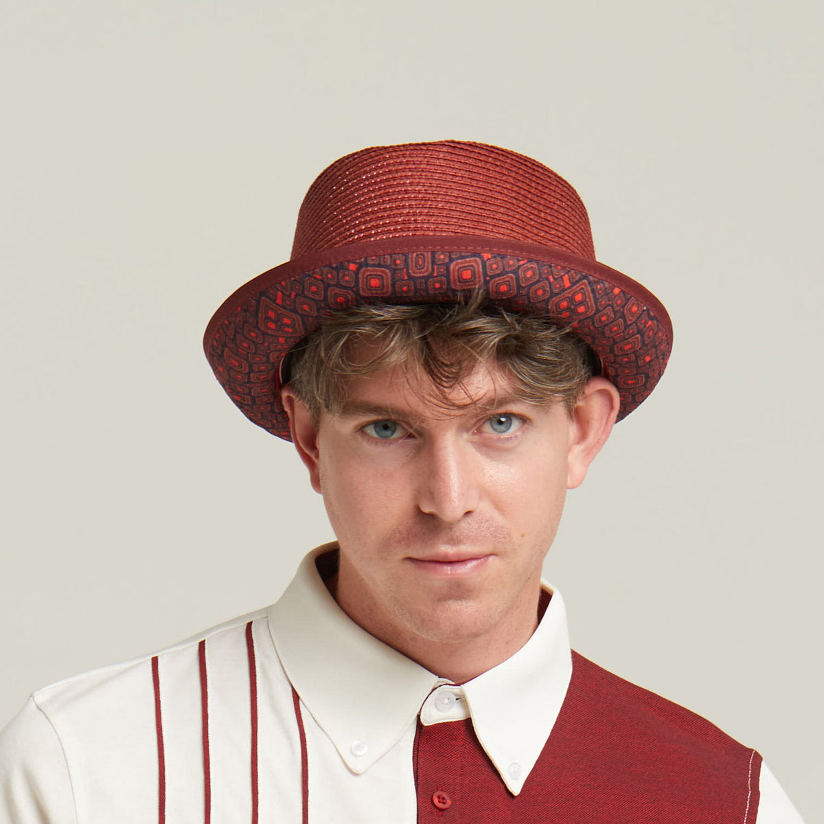 Tommy – Burgundy